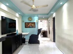 Blk 249 Jurong East Street 24 (Jurong East), HDB 3 Rooms #593100971